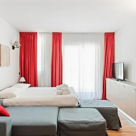 Saint-jean By Halldis Apartment