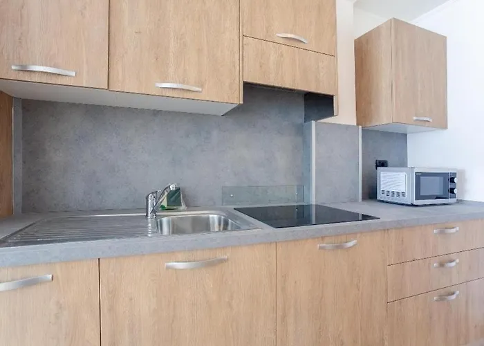 Saint-jean By Halldis *